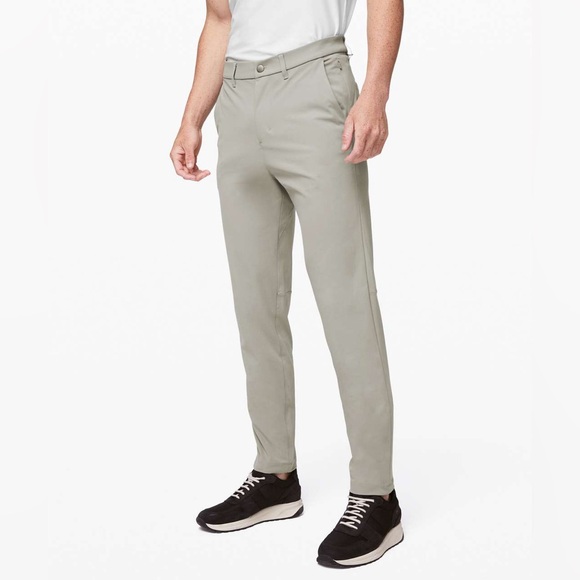 Lululemon Tech Commission Slim Pants*Warpstreme Size 32 in Khaki Riverstone